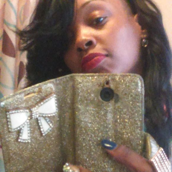 Meet your Posher, Brande - Picture 1 of 1